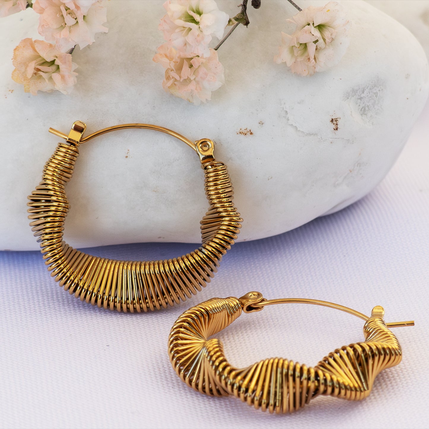 Argollas Enroscada Gold