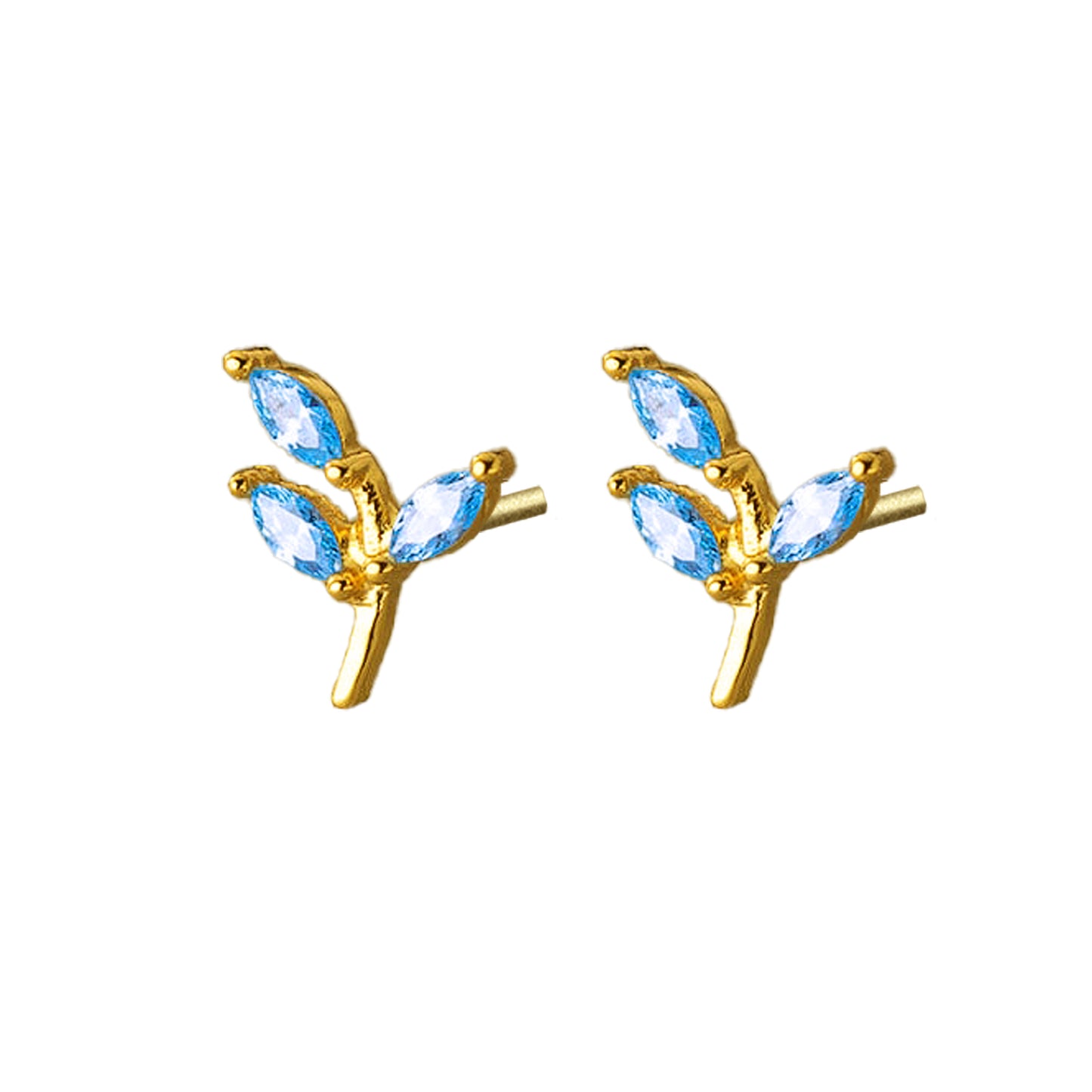 Par de aros de plata bañados en oro, en forma de ramita con hojas formadas por circones azules sobre fondo blanco