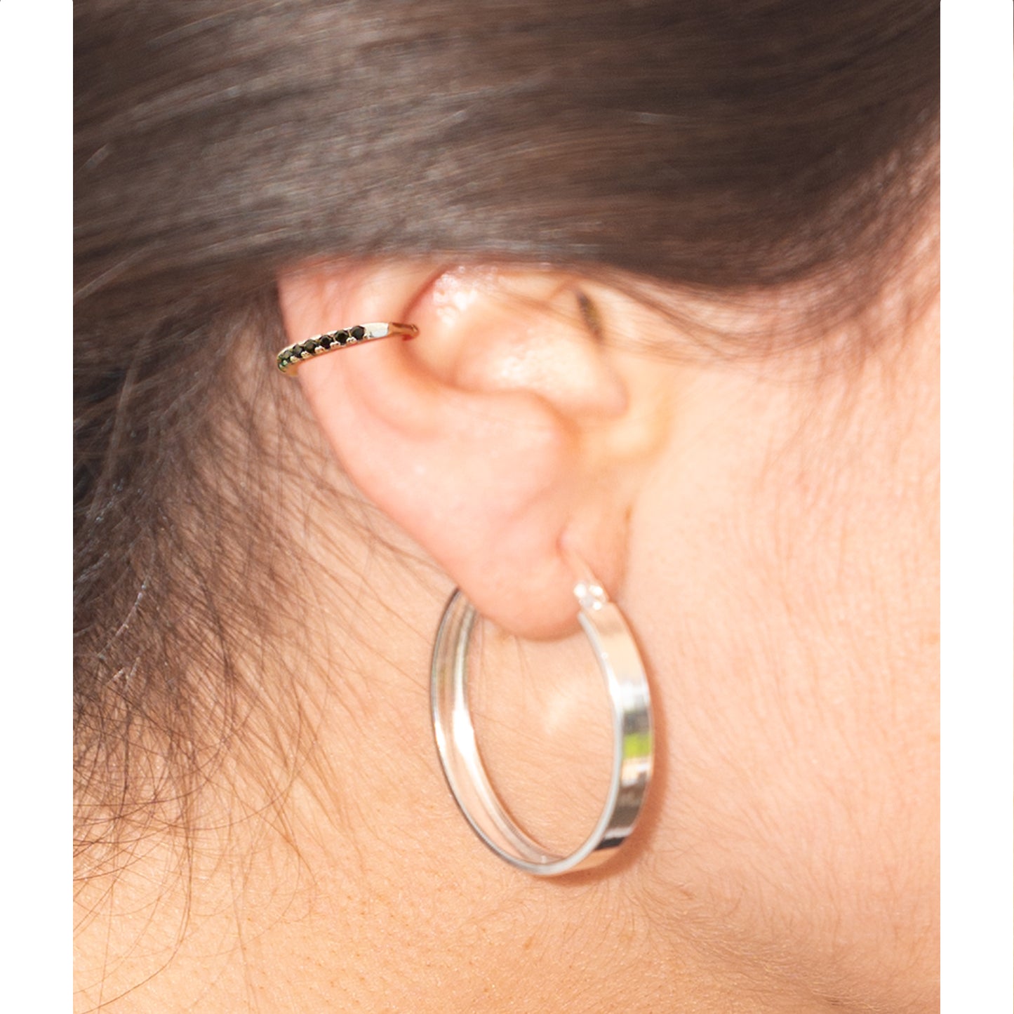 Earcuff Circón Negro