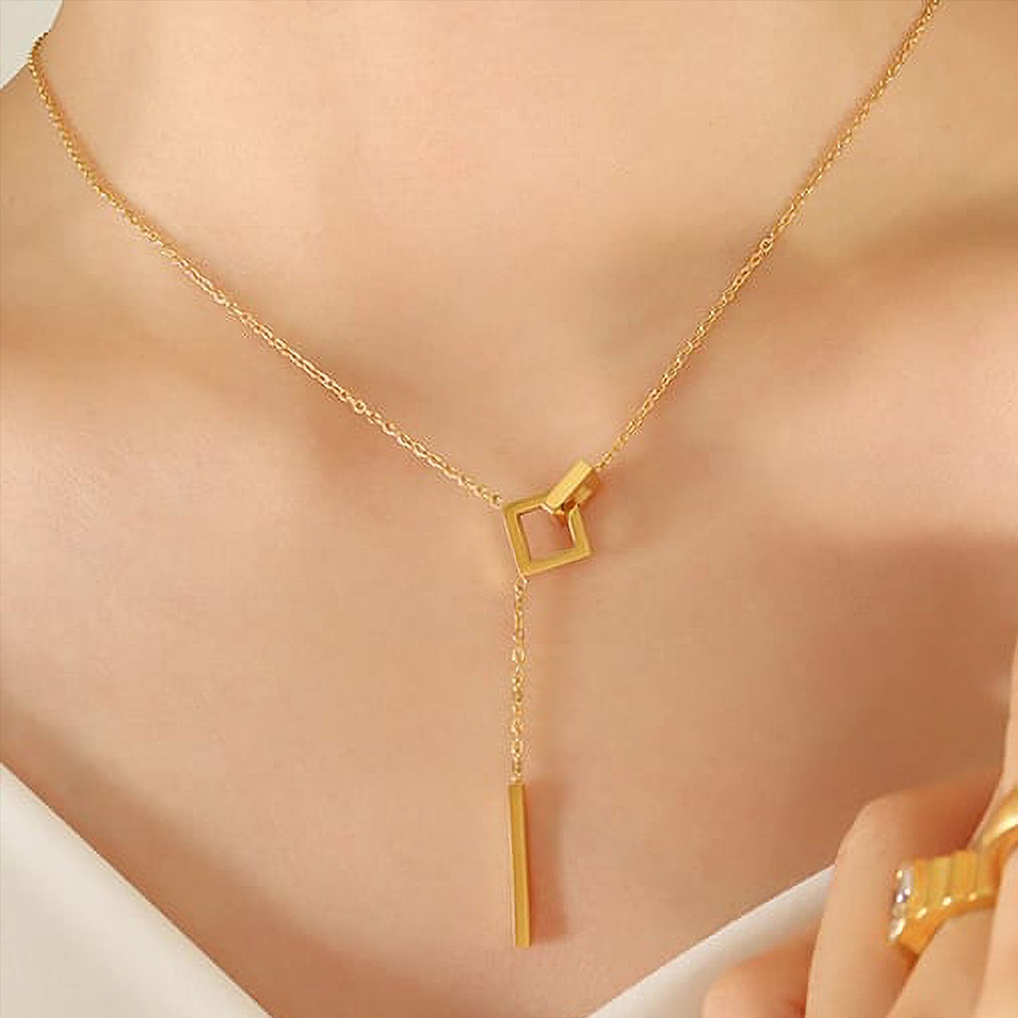 Collar Lariat